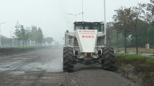 WR2300L，上海青浦大三渣路基冷再生